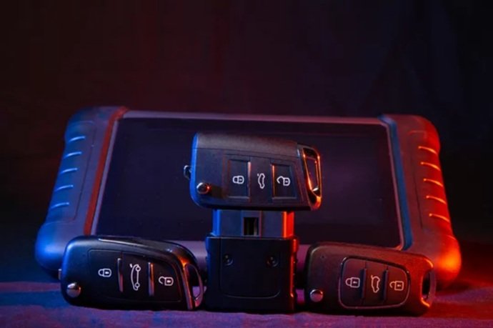 Servicio de duplicado de mandos de alta calidad para coche en Sabadell